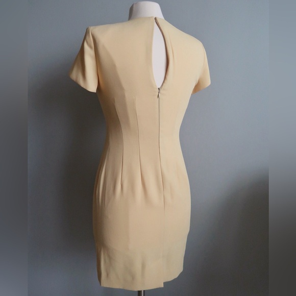 Liz Claiborn Petite Vintage Yellow classic dress with shoulder pads - Picture 4 of 6